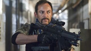 16. Не брать живым (2009)