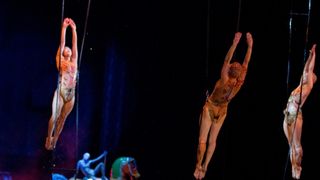 31. Cirque du Soleil: Сказочный мир (2012)