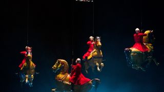 33. Cirque du Soleil: Сказочный мир (2012)