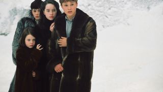 11. Хроники Нарнии: Лев, колдунья и волшебный шкаф (2005)