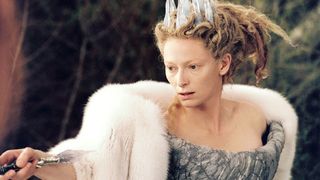 18. Хроники Нарнии: Лев, колдунья и волшебный шкаф (2005)