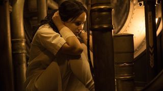 98. Голодные игры: Сойка-пересмешница. Часть I (2014)