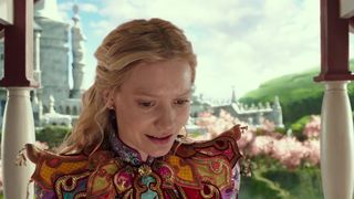 22. Алиса в Зазеркалье (2016)