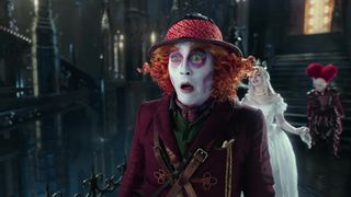 24. Алиса в Зазеркалье (2016)