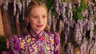 28. Алиса в Зазеркалье (2016)