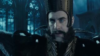 40. Алиса в Зазеркалье (2016)