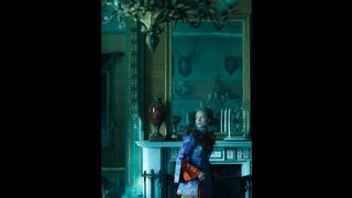 71. Алиса в Зазеркалье (2016)