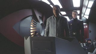 42. Миссия «Серенити» (2005)