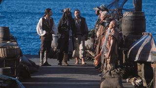 24. Пираты Карибского моря: Проклятие Черной жемчужины (2003)