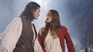 26. Пираты Карибского моря: Проклятие Черной жемчужины (2003)