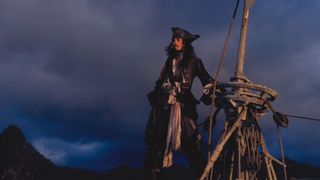 72. Пираты Карибского моря: Проклятие Черной жемчужины (2003)