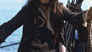 90. Пираты Карибского моря: Проклятие Черной жемчужины (2003)