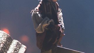 95. Пираты Карибского моря: Проклятие Черной жемчужины (2003)