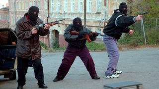 43. Жмурки (2005)