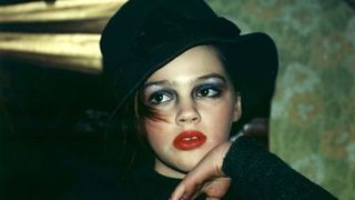 16. Сестры (2001)