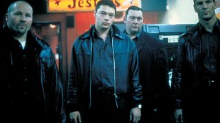 37. Большой куш (2000)