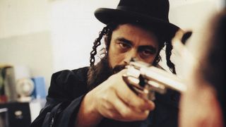 42. Большой куш (2000)