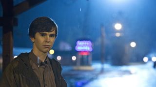 42. Мотель Бейтсов (2013 — 2017)