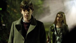 67. Мотель Бейтсов (2013 — 2017)