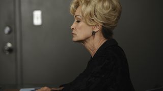 64. Американская история ужасов (2011)