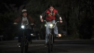4. Очень странные дела (2016)