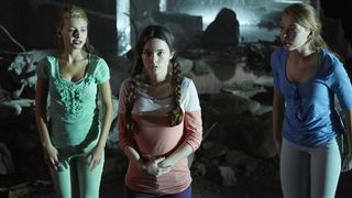 33. Хемлок Гроув (2013 — 2015)