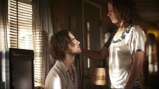 66. Хемлок Гроув (2013 — 2015)