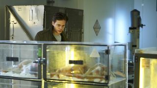 96. Хемлок Гроув (2013 — 2015)