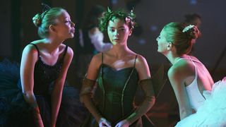 98. Хемлок Гроув (2013 — 2015)