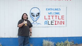 15. Пол: Секретный материальчик (2011)