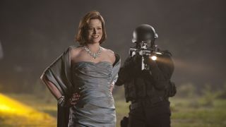 24. Пол: Секретный материальчик (2011)