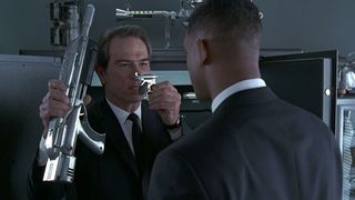 41. Люди в черном (1997)