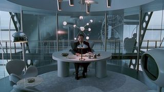 92. Люди в черном (1997)