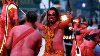 4. Похищенная (2011)