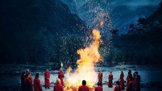 2. Ашрам (2018)