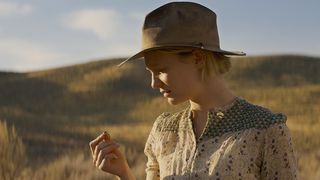 13. Девица (2017)