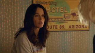 17. Зазеркалье (2017)