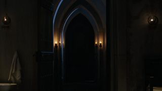 35. Проклятие монахини (2018)