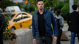 142. Красавица и чудовище (2012 — 2016)