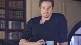 150. Красавица и чудовище (2012 — 2016)