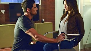 22. Красавица и чудовище (2012 — 2016)