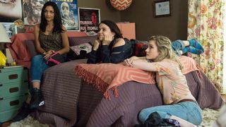 22. Простушка (2015)