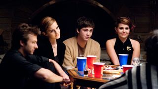 30. Хорошо быть тихоней (2012)