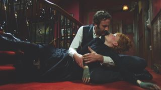 6. Багровый лепесток и белый (2011)