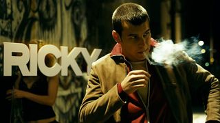 37. Неоновая плоть (2010)