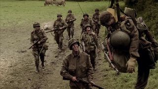 15. Братья по оружию (2001)