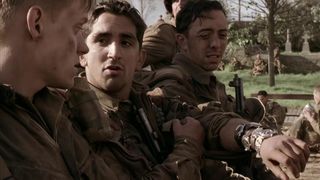 19. Братья по оружию (2001)