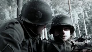 42. Братья по оружию (2001)