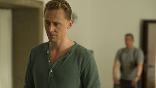 42. Ночной администратор (2016)