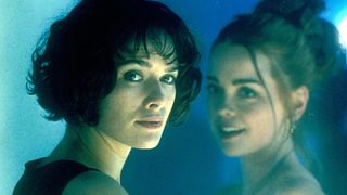 2. Сплетня (2000)